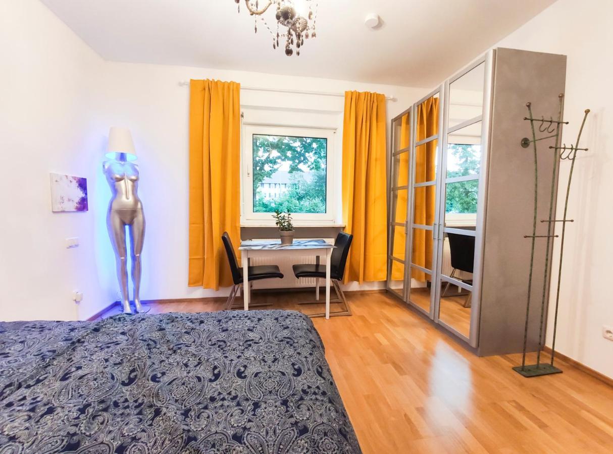Modernes Zimmer Am Park Mit Garten, Huehner & Enten 慕尼黑 外观 照片
