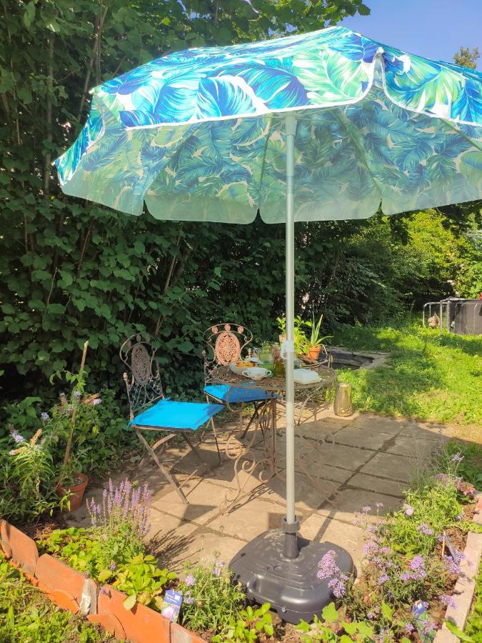 Modernes Zimmer Am Park Mit Garten, Huehner & Enten 慕尼黑 外观 照片