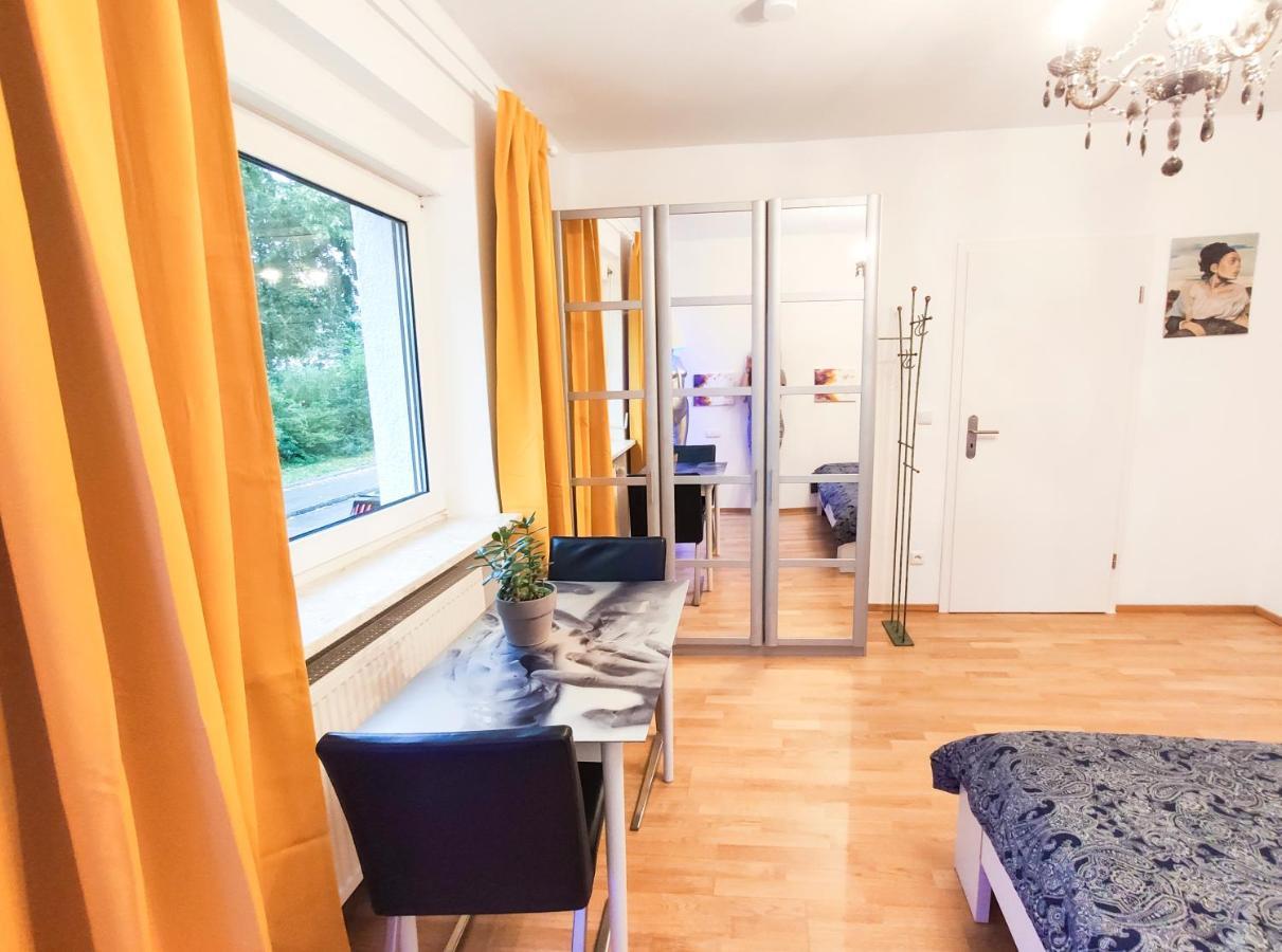 Modernes Zimmer Am Park Mit Garten, Huehner & Enten 慕尼黑 外观 照片